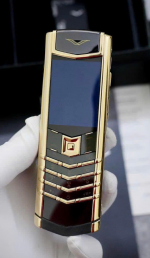 Vertu Signature S Yellow Gold