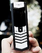 Vertu Signature S Black and White