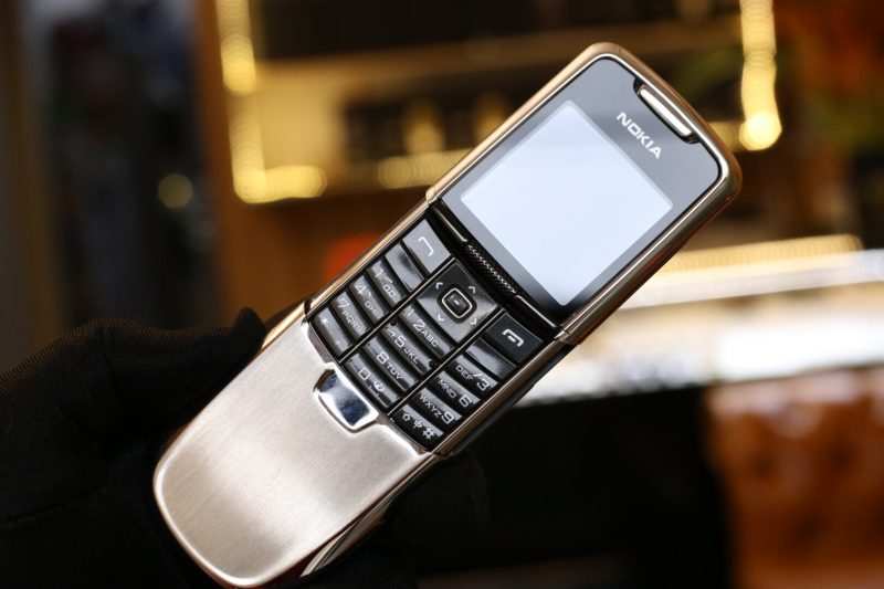 Nokia 8800 Hoàng Luxury